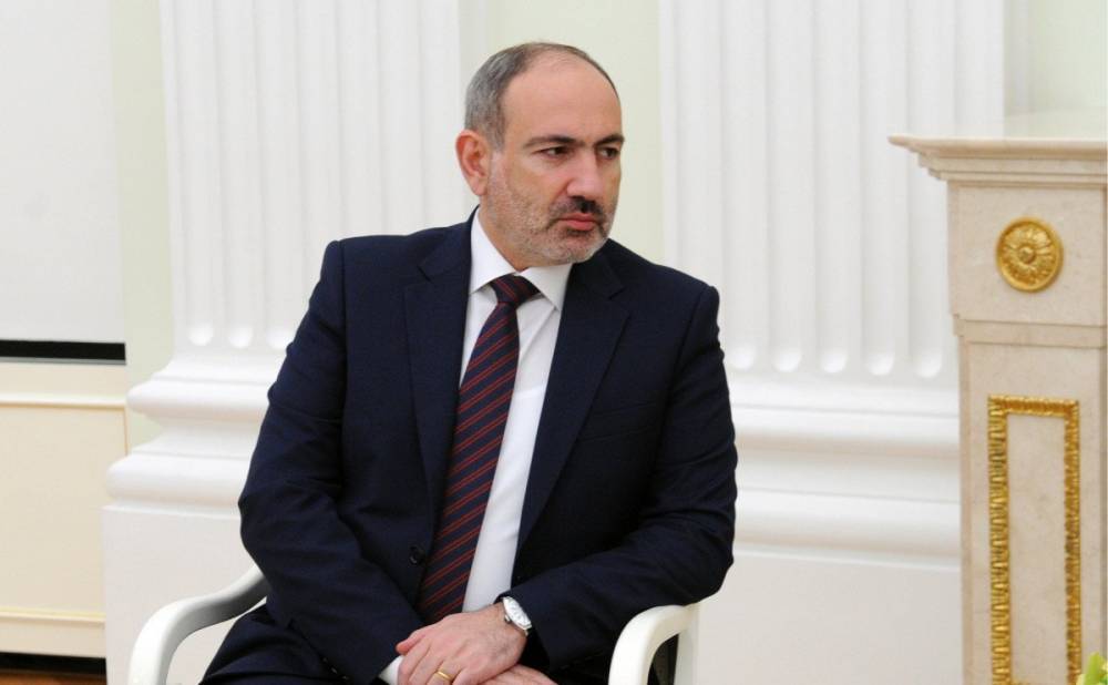 Пашинян объявил об увольнении главы Генштаба: президент против