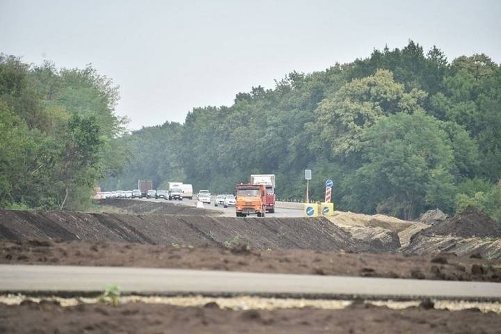 Первый этап реконструкции дороги Краснодар-Ейск выполнен почти наполовину