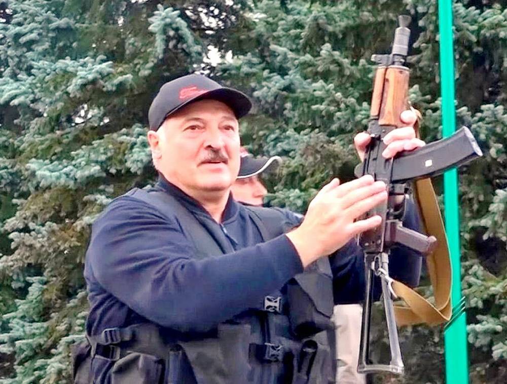 Администраторов дворовых чатов в Белоруссии будут считать экстремистами