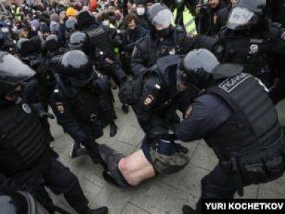 В ГУ МВД по Москве считают оправданным применение силы против демонстрантов