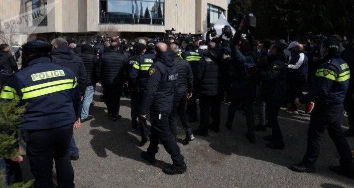 Выборы президента Союза регби Грузии проходят на фоне драк и столкновений с полицией