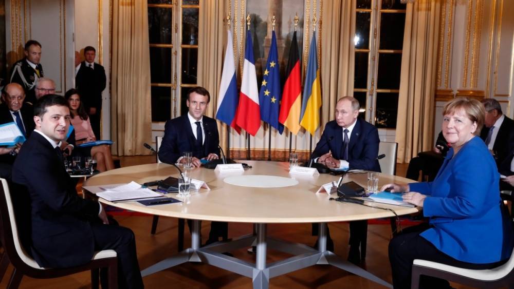 У Зеленского заявили о согласовании с ФРГ и Францией плана по Донбассу