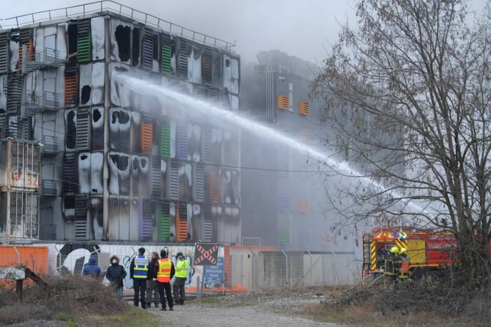 Пожар в дата-центре в Страсбурге: не работают десятки сайтов и услуг