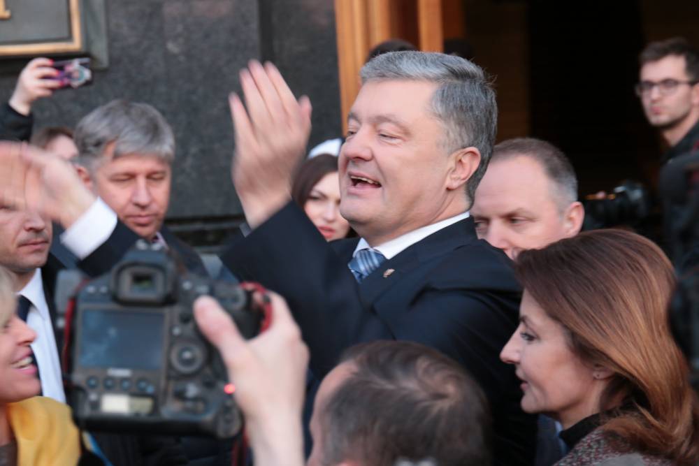 В "Слуге народа" заявили, что Порошенко ждет уголовное дело, – СМИ
