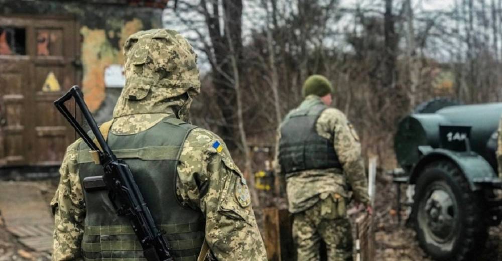 Киев готов развернуть наступление в Донбассе с одобрения Байдена