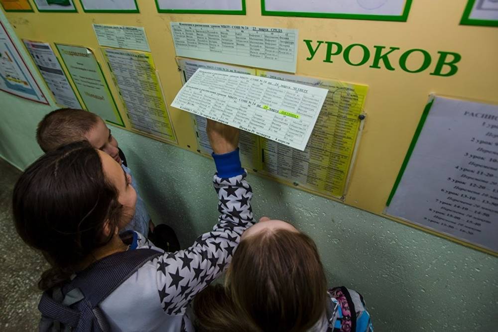 В Петербурге школьница стала членом избиркома от партии «Родина»