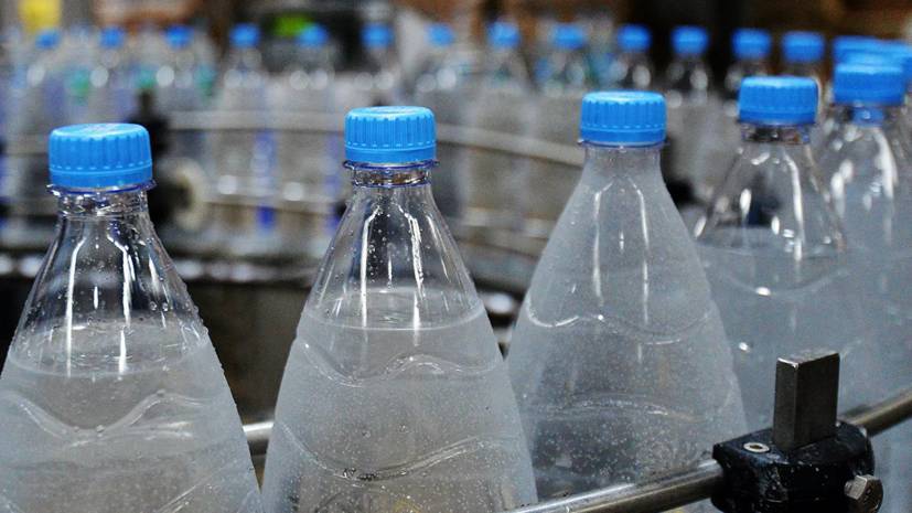 Эксперт прокомментировал новые правила маркировки воды в России