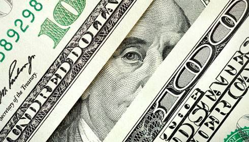 Доллар 12 марта укрепляется к основным мировым валютам