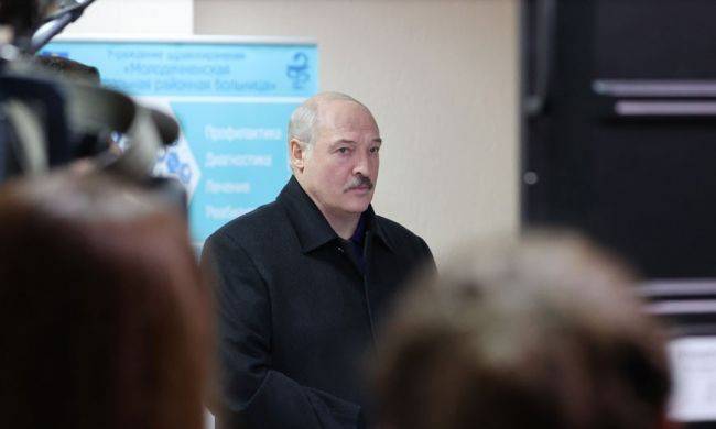 Лукашенко назвал срок появления в Белоруссии своей вакцины от Covid-19