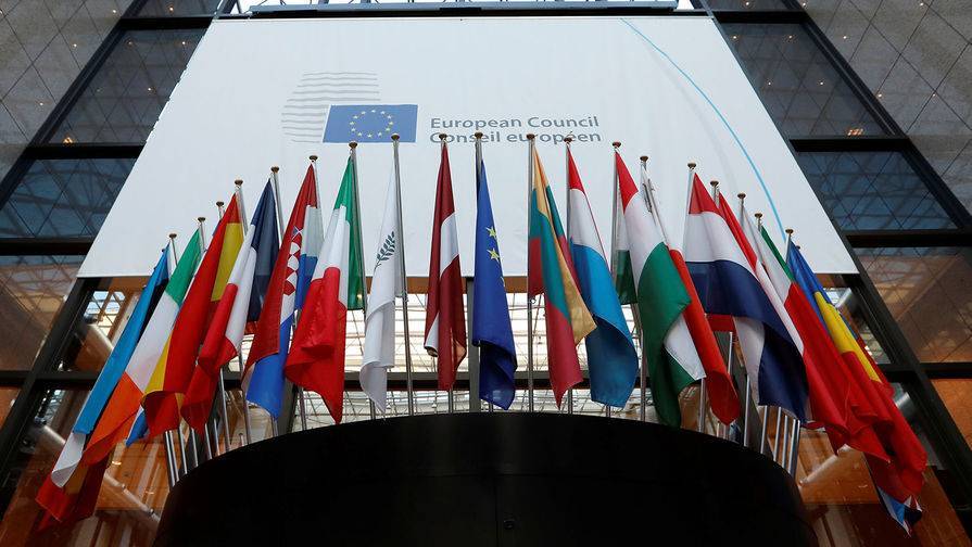 Евросоюз на полгода продлил индивидуальные санкции против России