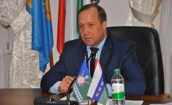 Экс-глава Тобольского района Юрий Батт в суде не признает своей вины в преступлении