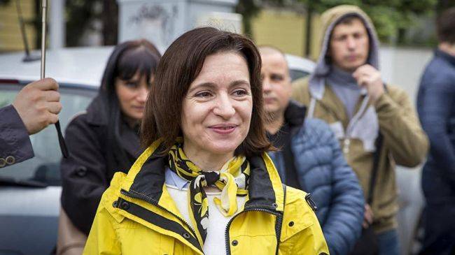 Санду намерена добиться роспуска парламента Молдавии