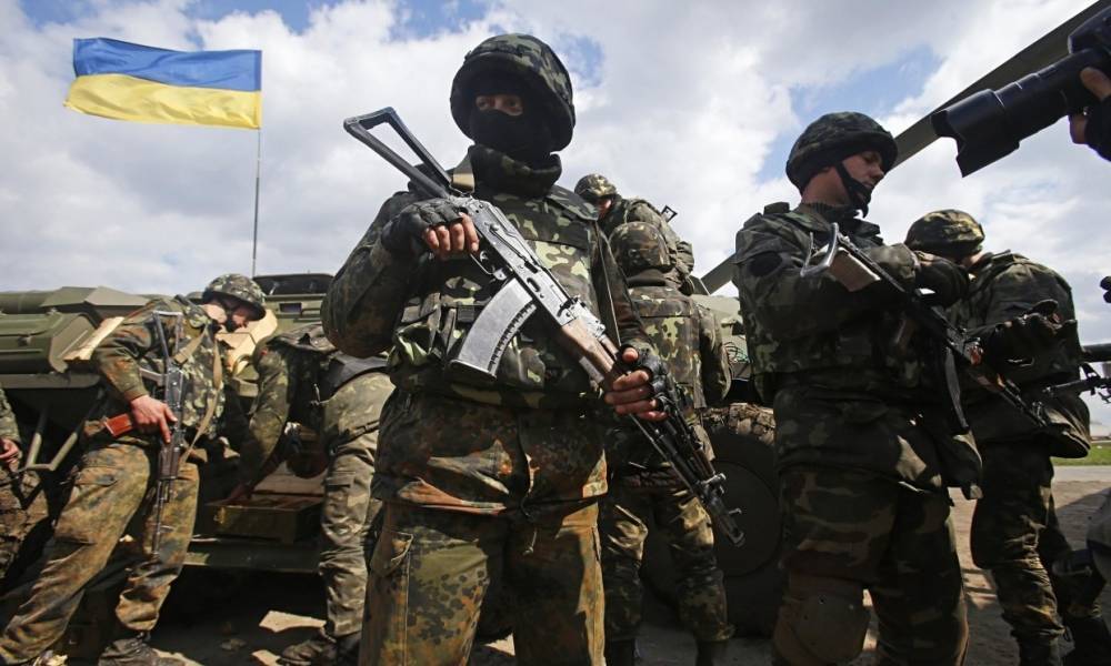 Украинские силовики разместили 15 САУ "Гвоздика" в населенном пункте Рубежное
