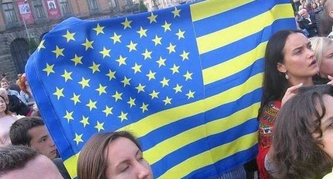 Настоящими хозяевами Украины являются США — Азаров
