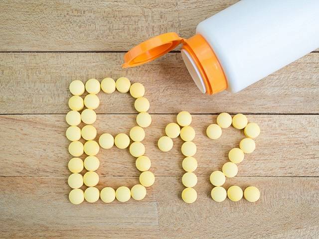 Названы признаки нехватки витамина В12 в организме