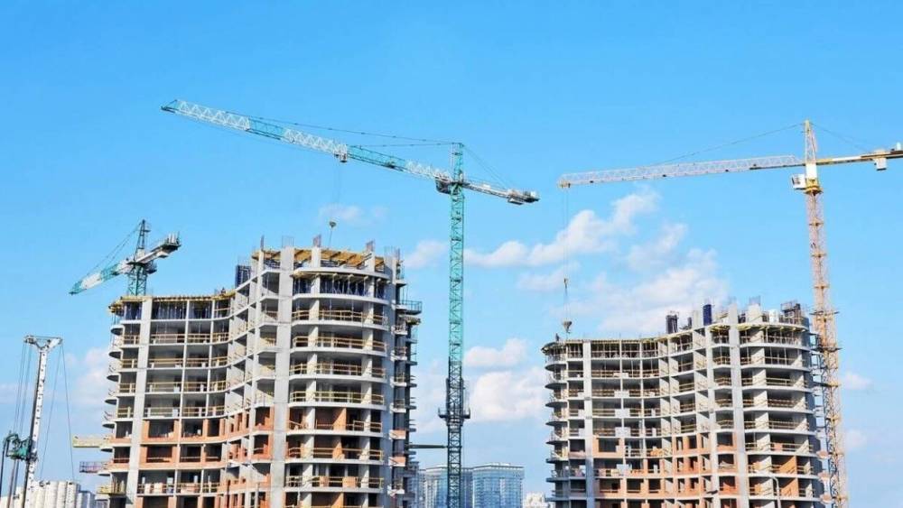 Число одобренных проектов жилого строительства выросло в России на 18%