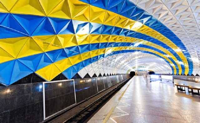 В метро Харькова мужчина одним ударом оставил без сознания пассажира