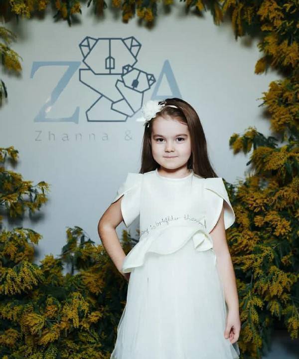 Презентация новой коллекции детского премиального бренда Zhanna&Anna