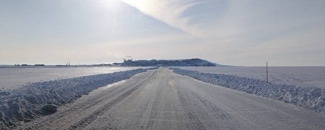Из-за непогоды на Чукотке закрыли ледовую переправу до аэропорта