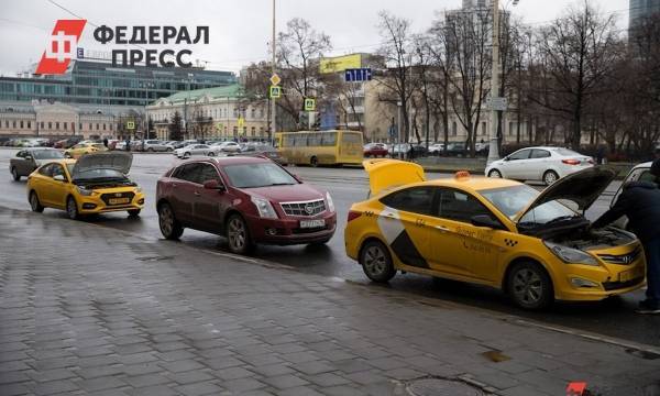 В Нижневартовске уволили таксиста, который угрожал клиентке убийством