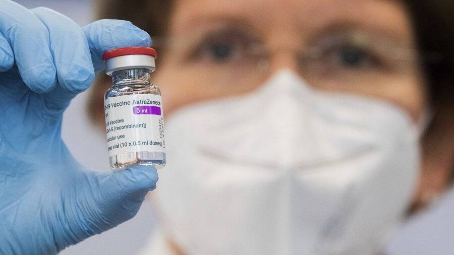 Германия приостановила применение вакцины от AstraZeneca