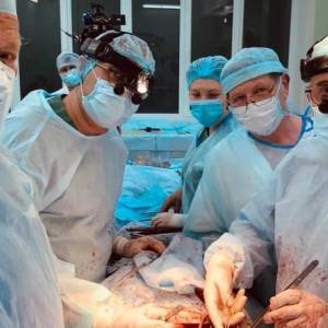 В Запорожье кардиохирурги провели трансплантацию сердца. Фото
