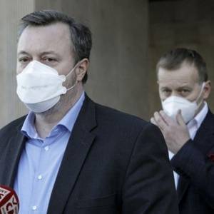 Еще один министр в Словакии уволился на фоне скандала с российской вакциной от коронавируса