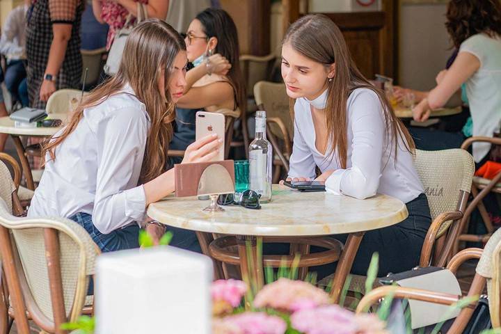 Власти Москвы ожидают высокую активность рестораторов в подготовке летних веранд