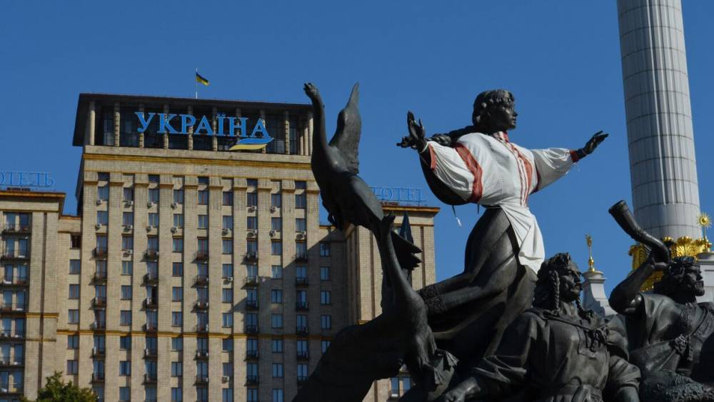 Политолог Ищенко назвал национализм "основой украинской государственности"