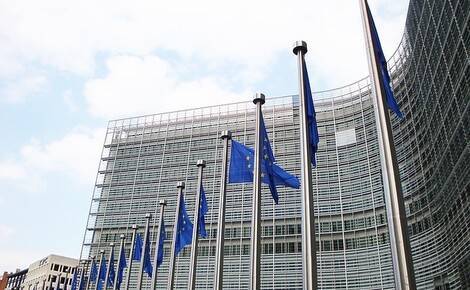 Еврокомиссия, как ожидается, одобрит сегодня проект о введении паспортов вакцинации