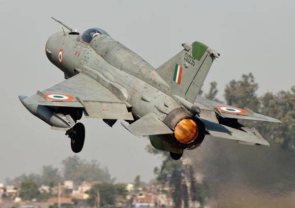 В Индии разбился МиГ-21, пилот погиб