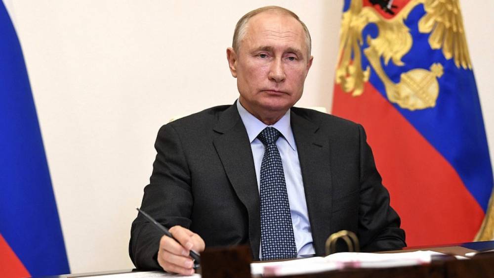 Владимир Путин попросил Генпрокуратуру РФ сосредоточиться на борьбе с коррупцией