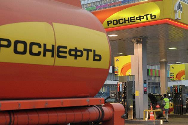 Топливный союз просит Новака повысить норматив продаж бензина на бирже