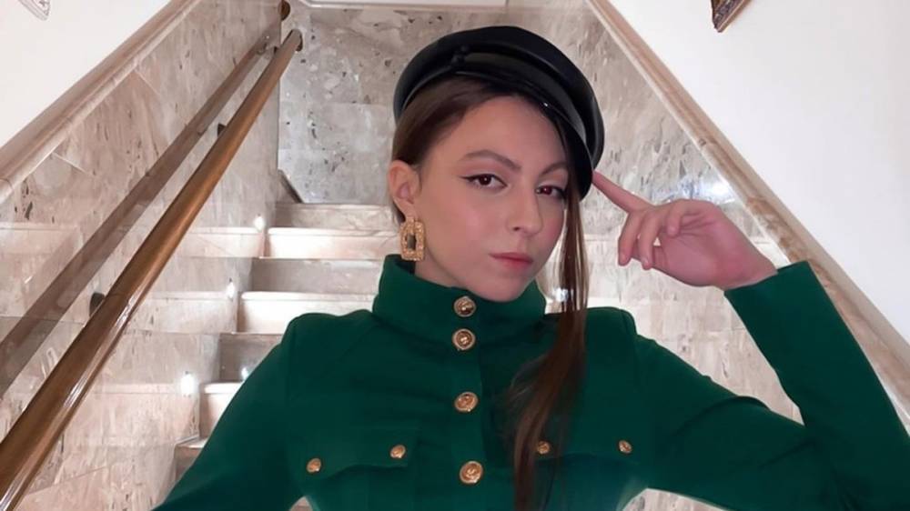 Старшая дочь Оли Поляковой выпустила первую песню со своей группой "Швы"