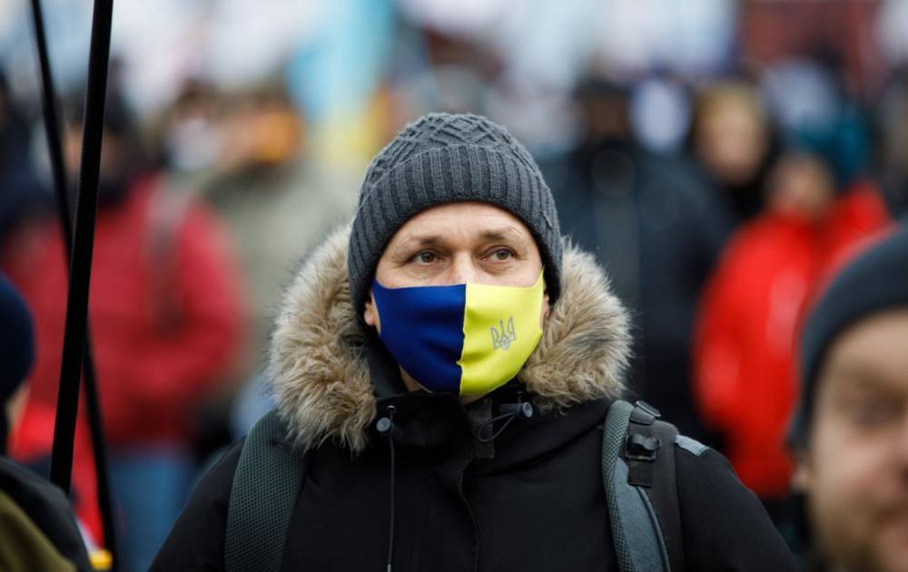 Крупные города Украины в ближайшие дни усилят карантин до "красной зоны"