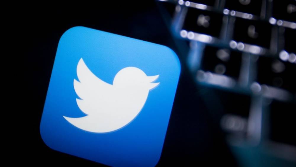 Роскомнадзор допустил блокировку Twitter в России через месяц