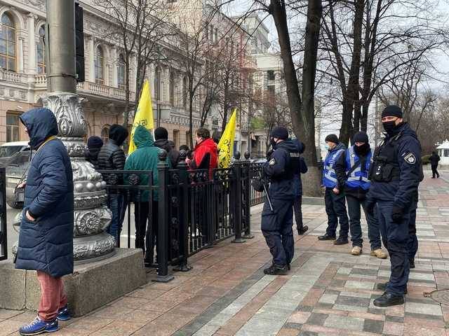 В центре Киева усилили меры безопасности перед приездом президента Литовской Республики