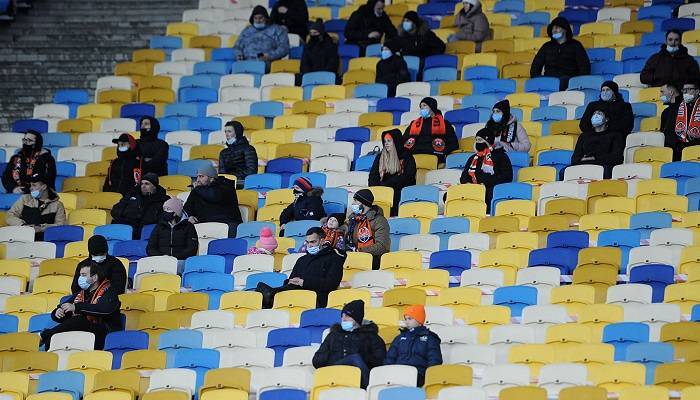В Киеве ввели строгий карантин и запретили посещать спортивные мероприятия