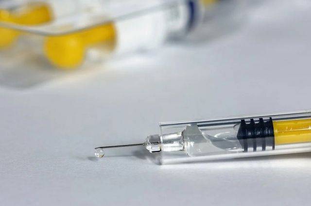 На Украине ждут поставку китайской вакцины от COVID-19 в конце марта