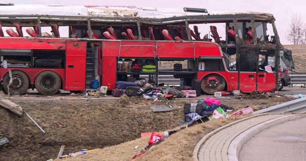 Авария украинского автобуса в Польше: стало известно о состоянии украинцев