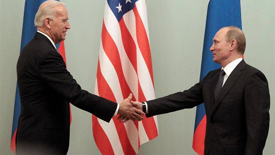 Политолог оценил шансы проведения открытой беседы между Путиным и Байденом