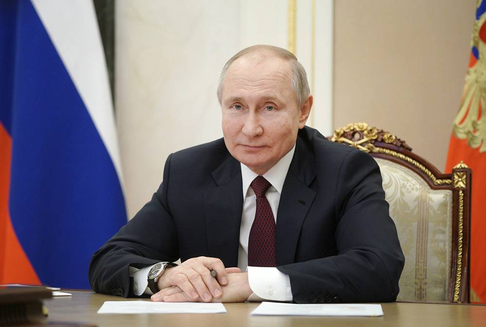 Путин назвал приоритетом безопасность и достойный уровень жизни крымчан