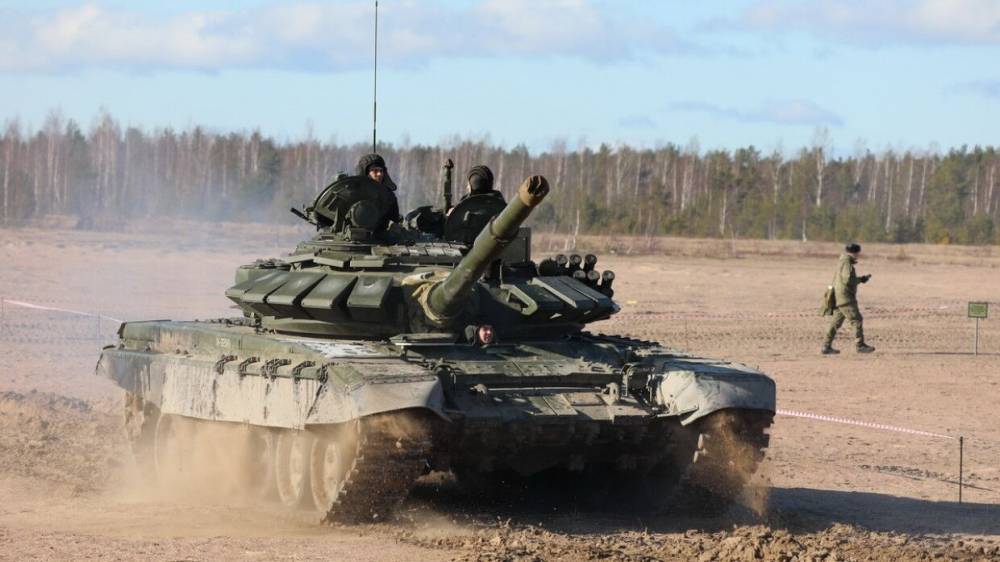 Танкисты РФ и Белоруссии отработали совместные маневры под Нижним Новгородом