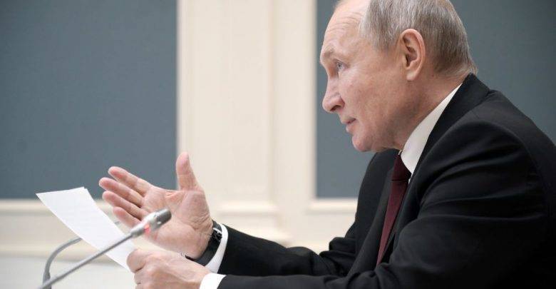 "Президент предложил — и правильно сделал": эксперт по протоколу оценил идею Путина о телемосте с Байденом