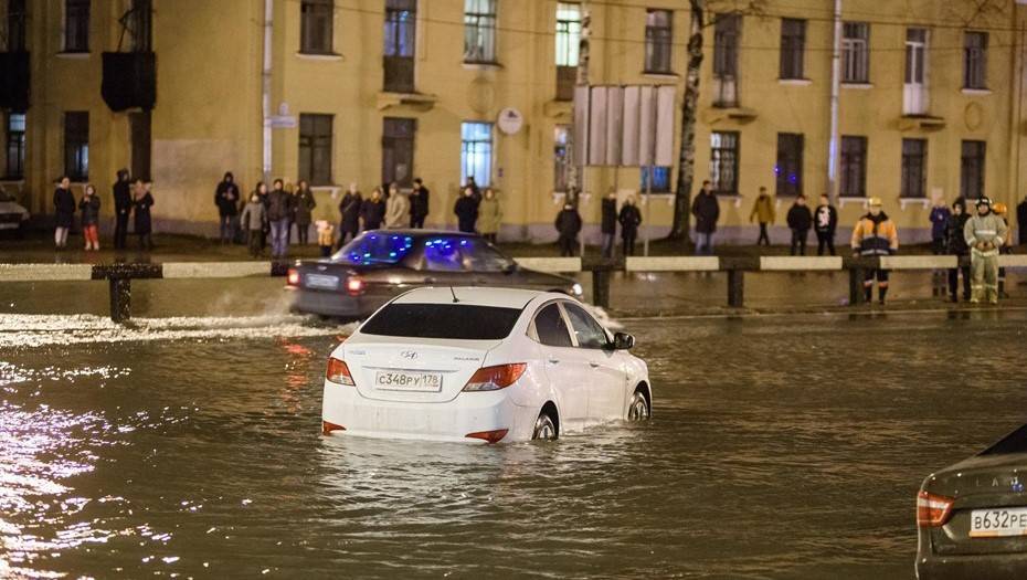 Климатолог назвала две причины возможного затопления Петербурга