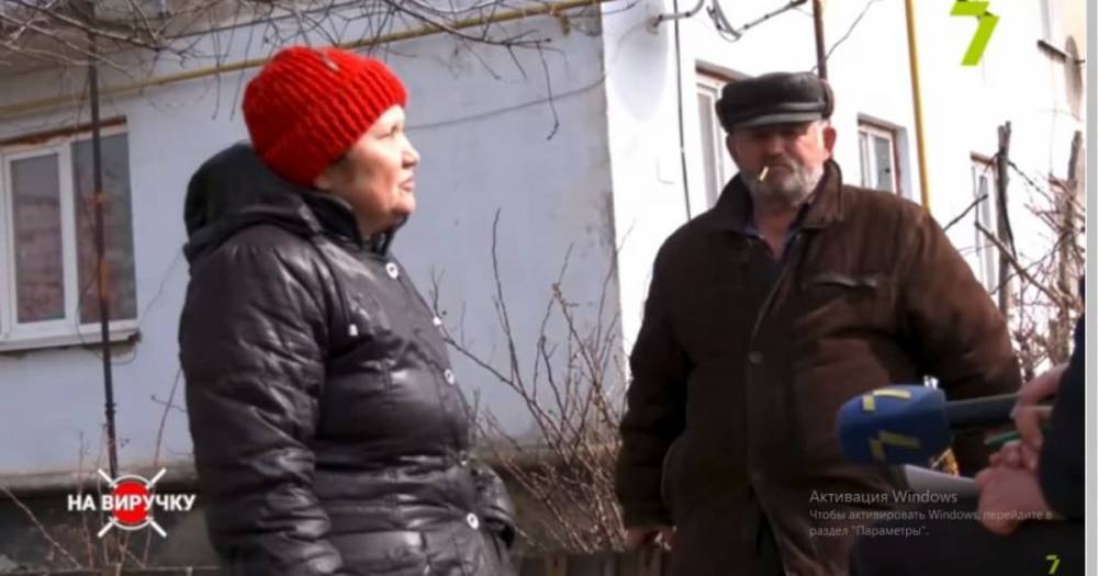 Слушал и наблюдал: появилось видео, как подозреваемый в убийстве 7-летней Марии Борисовой наблюдает за поисками