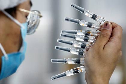 Китай вакцинирует полмиллиарда человек к середине лета