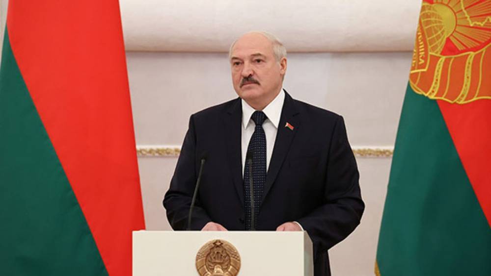 Лукашенко пообещал провести выборы после принятия новой Конституции