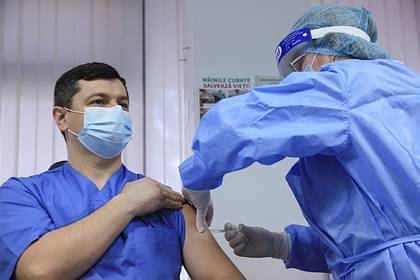 В Молдавии сделали первую прививку от коронавируса