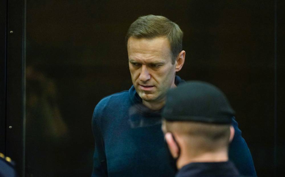 США и ЕС ввели санкции против России из-за Навального